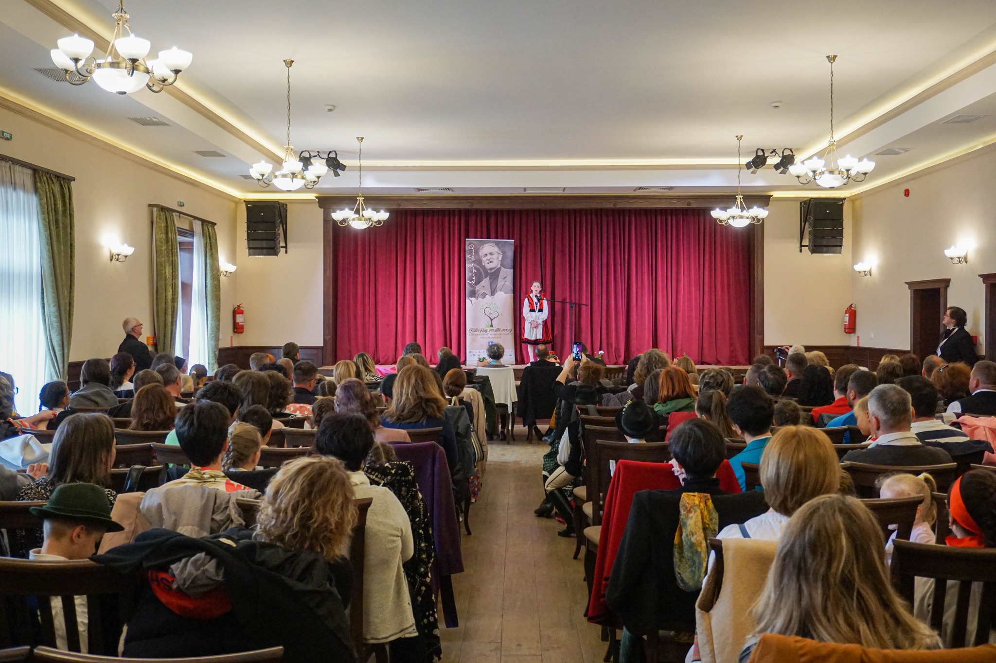 Kányádi Sándor Általános Iskola / Facebook